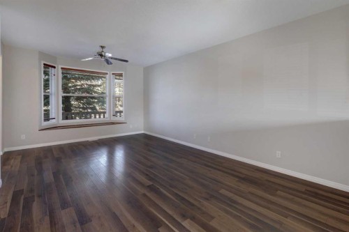 302-2006 Luxstone Boulevard Sw, Airdrie, AB - Indoor Photo Showing Other Room