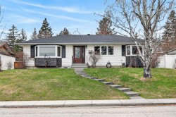 2023 Glenwood Drive SW Calgary, AB T3E 3Y7