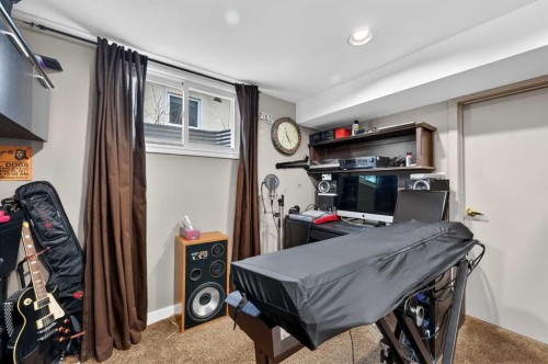 2023 Glenwood Drive Sw, Calgary, AB - Indoor