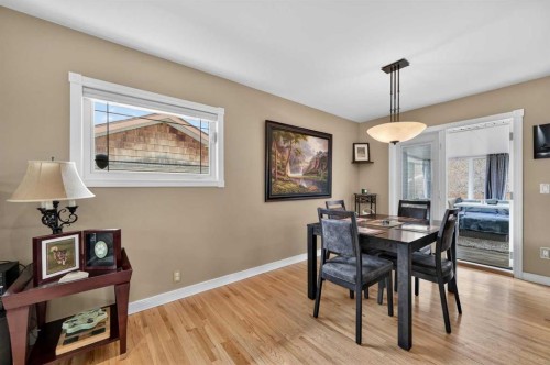 2023 Glenwood Drive Sw, Calgary, AB - Indoor Photo Showing Dining Room