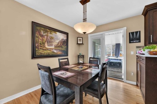 2023 Glenwood Drive Sw, Calgary, AB - Indoor Photo Showing Dining Room