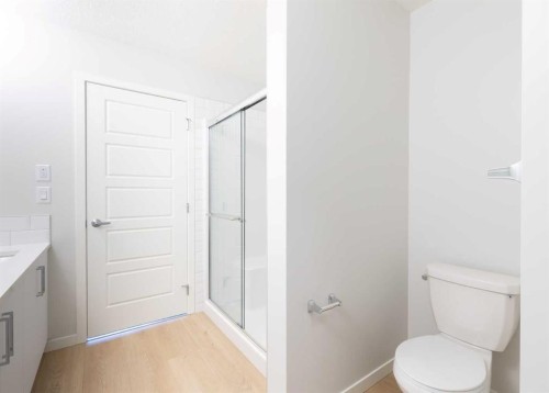 5403-20295 Seton Way Se, Calgary, AB - Indoor Photo Showing Bathroom