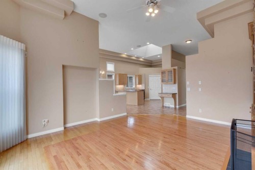 56 Royal Abbey Rise Nw, Calgary, AB - Indoor Photo Showing Kitchen