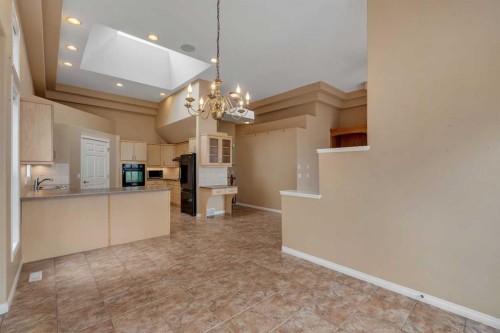 56 Royal Abbey Rise Nw, Calgary, AB - Indoor Photo Showing Kitchen