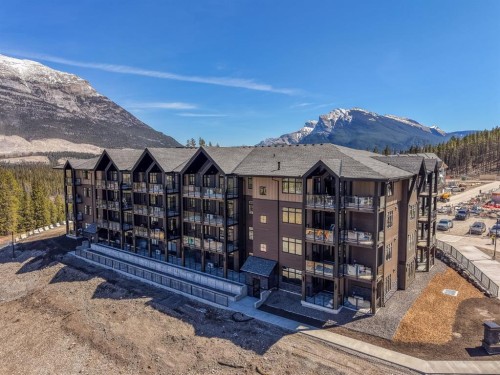 104-10 Cascade Ridge, Canmore, AB - Outdoor