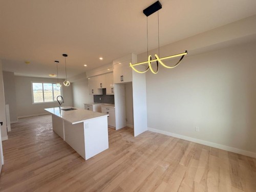 1927 Mccaskill Drive, Crossfield, AB - Indoor