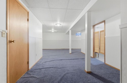 5044 Norris Road Nw, Calgary, AB - Indoor