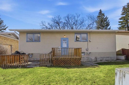 5044 Norris Road Nw, Calgary, AB - Outdoor With Exterior