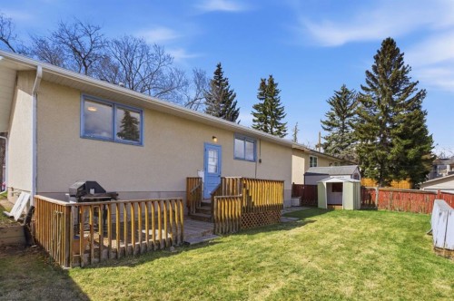 5044 Norris Road Nw, Calgary, AB - Outdoor With Exterior