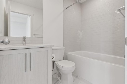 113 Calhoun Common Ne, Calgary, AB - Indoor Photo Showing Bathroom