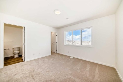 1078 Sawgrass Link Nw, Airdrie, AB - Indoor Photo Showing Other Room