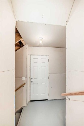1078 Sawgrass Link Nw, Airdrie, AB - Indoor