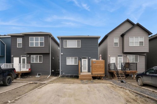 128 Seton Villas Se, Calgary, AB - Outdoor