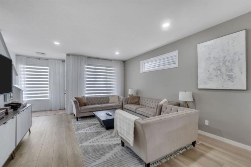 128 Seton Villas Se, Calgary, AB - Indoor