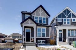 118 Legacy Reach Common SE Calgary, AB T2X 4G9