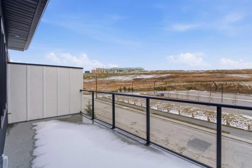 2119 Mackay Road Nw, Calgary, AB - Outdoor With Balcony