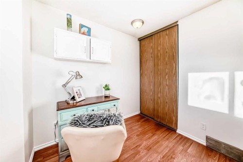 11 Martinridge Place Ne, Calgary, AB - Indoor