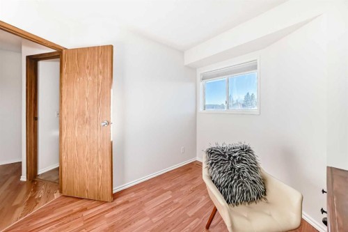 11 Martinridge Place Ne, Calgary, AB - Indoor