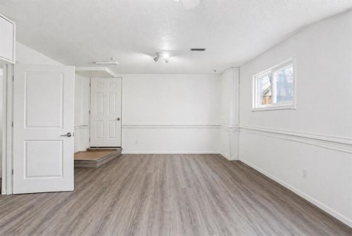 203 Shawglen Road Sw, Calgary, AB - Indoor Photo Showing Other Room