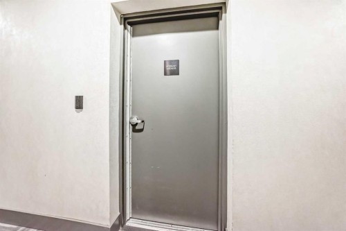 554 Riverfront Lane Se, Calgary, AB - Indoor