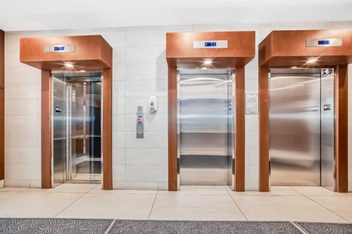 554 Riverfront Lane Se, Calgary, AB - Indoor Photo Showing Other Room