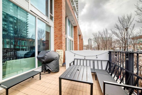 554 Riverfront Lane Se, Calgary, AB - Outdoor With Exterior