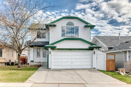 128 Harvest Park Road Ne, Calgary, AB - Outdoor