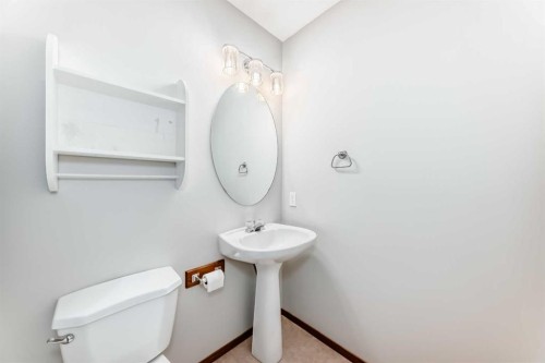 128 Harvest Park Road Ne, Calgary, AB - Indoor Photo Showing Bathroom