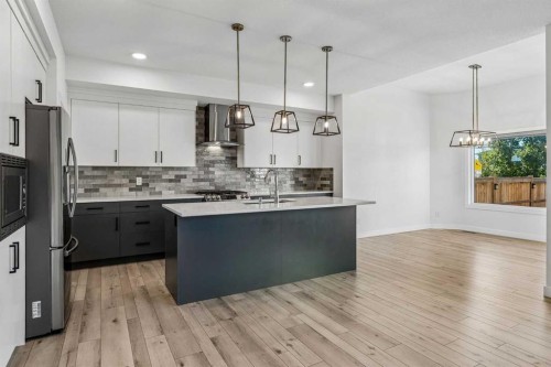166 Creekstone Way Sw, Calgary, AB 