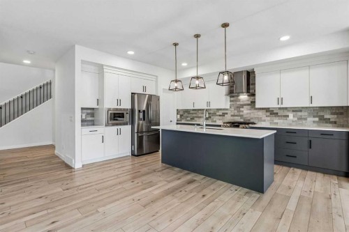 166 Creekstone Way Sw, Calgary, AB 