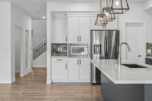 166 Creekstone Way Sw, Calgary, AB 