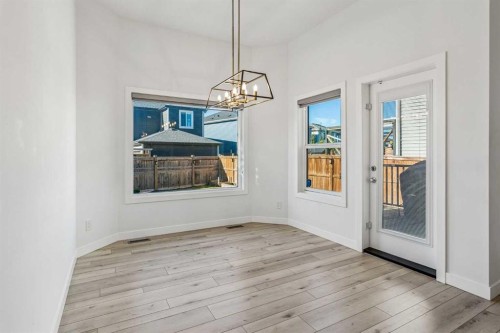 166 Creekstone Way Sw, Calgary, AB 