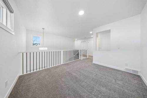 166 Creekstone Way Sw, Calgary, AB 
