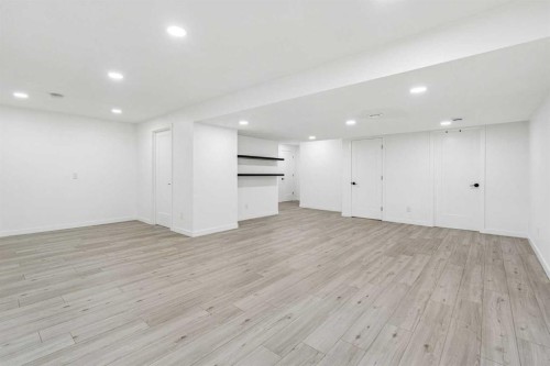 166 Creekstone Way Sw, Calgary, AB 