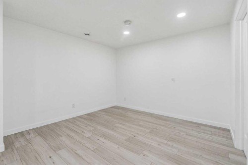 166 Creekstone Way Sw, Calgary, AB 