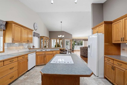 5401 Shannon Drive, Olds, AB - Indoor Photo Showing Kitchen With Double Sink