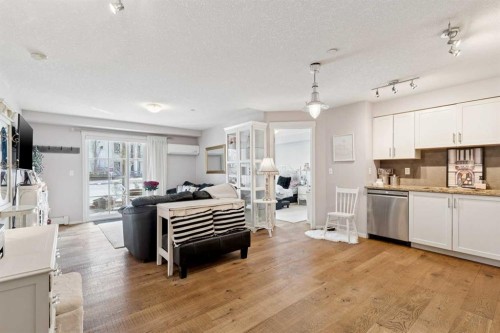 3110-279 Copperpond Common Se, Calgary, AB - Indoor Photo Showing Kitchen