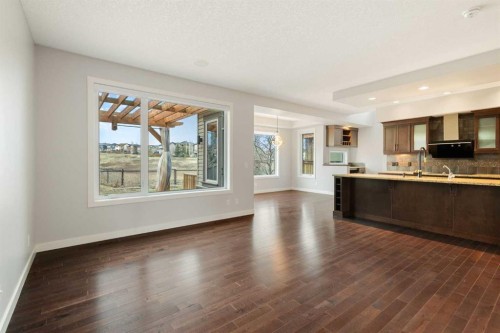 13 Sage Hill Landing Nw, Calgary, AB - Indoor Photo Showing Kitchen