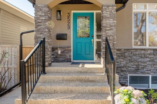 3529 3 Avenue Sw, Calgary, AB - Outdoor With Exterior