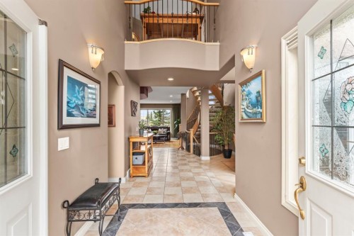 140 Simcoe Close Sw, Calgary, AB 