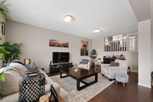 158 Cityscape Gardens Ne, Calgary, AB - Indoor Photo Showing Living Room
