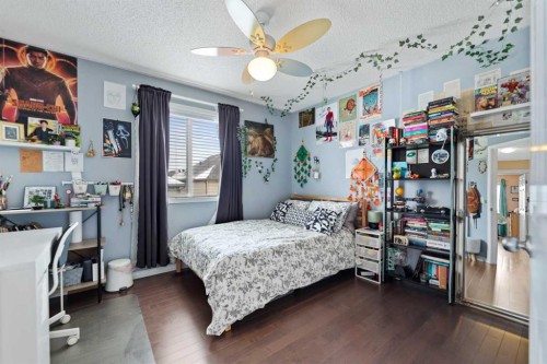 158 Cityscape Gardens Ne, Calgary, AB - Indoor Photo Showing Bedroom