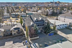 7716 bowness Road NW Calgary, AB T3B 0H1