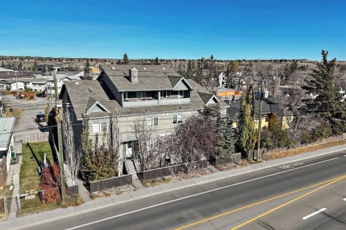 7716 Bowness Road Nw, Calgary, AB - Outdoor