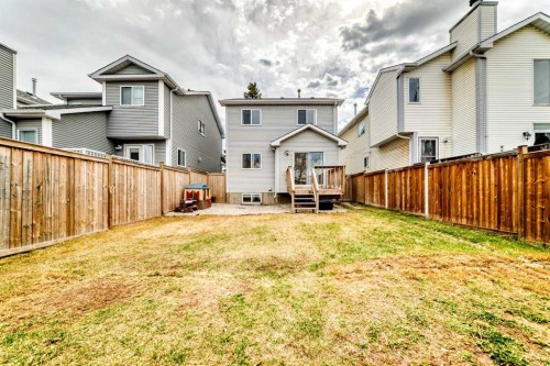34 River Rock Way Se, Calgary, AB - Outdoor With Exterior