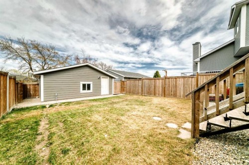 34 River Rock Way Se, Calgary, AB - Outdoor