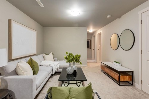 5004 43 Street Sw, Calgary, AB - Indoor Photo Showing Living Room