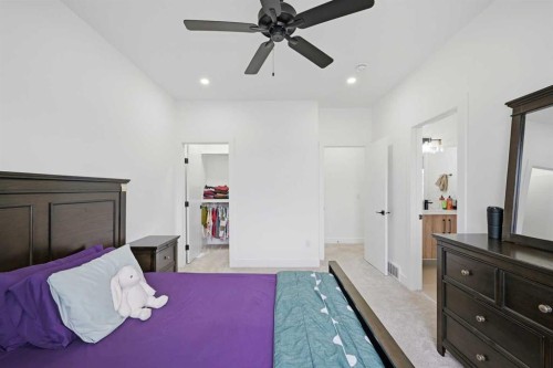 180 South Shore, Chestermere, AB - Indoor Photo Showing Bedroom