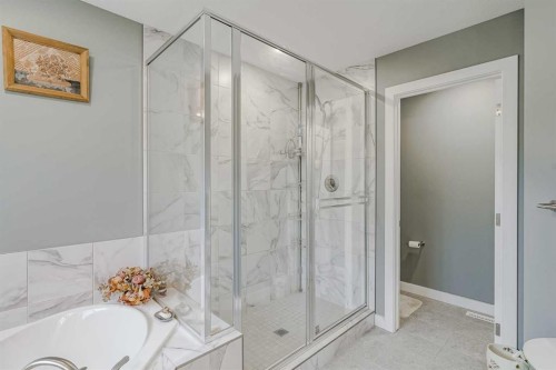 32 Legacy Cove Se, Calgary, AB - Indoor Photo Showing Bathroom