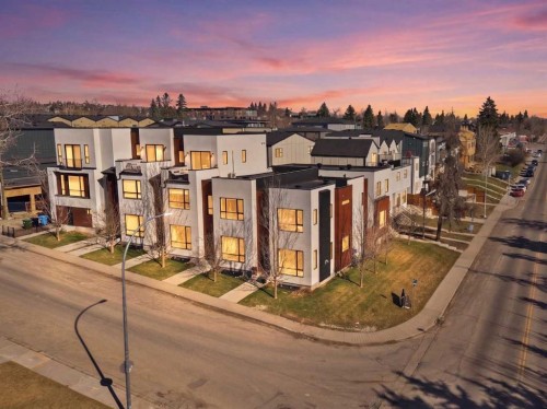 1502 37 Avenue Sw, Calgary, AB - Outdoor With View